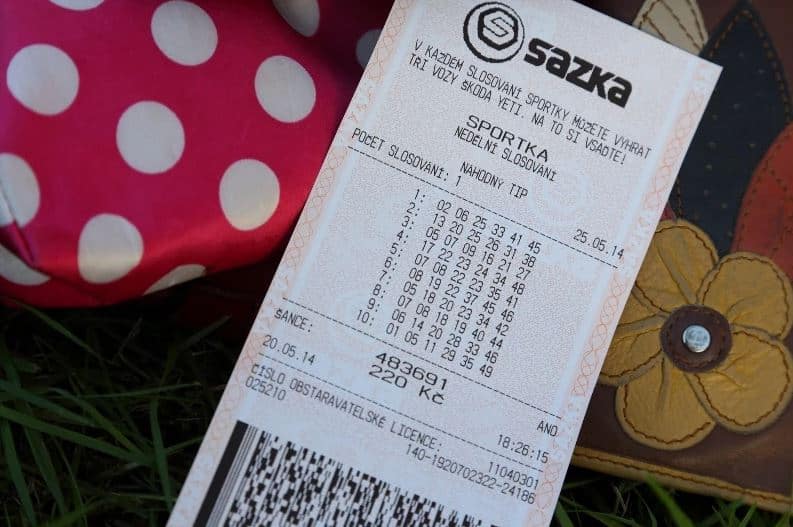 Plný tiket Sportky, včetně kódu.